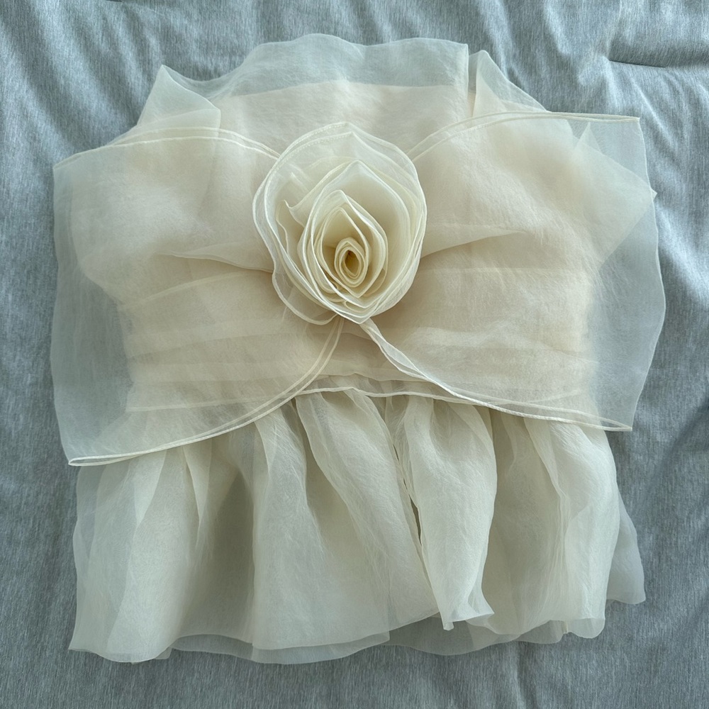 Zara flower top